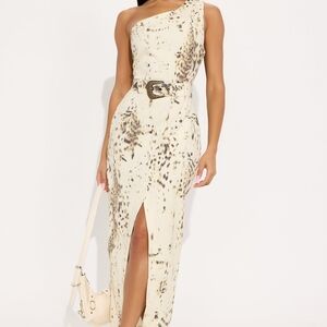 Chic Cream Patterned One-Shoulder Maxi Dress